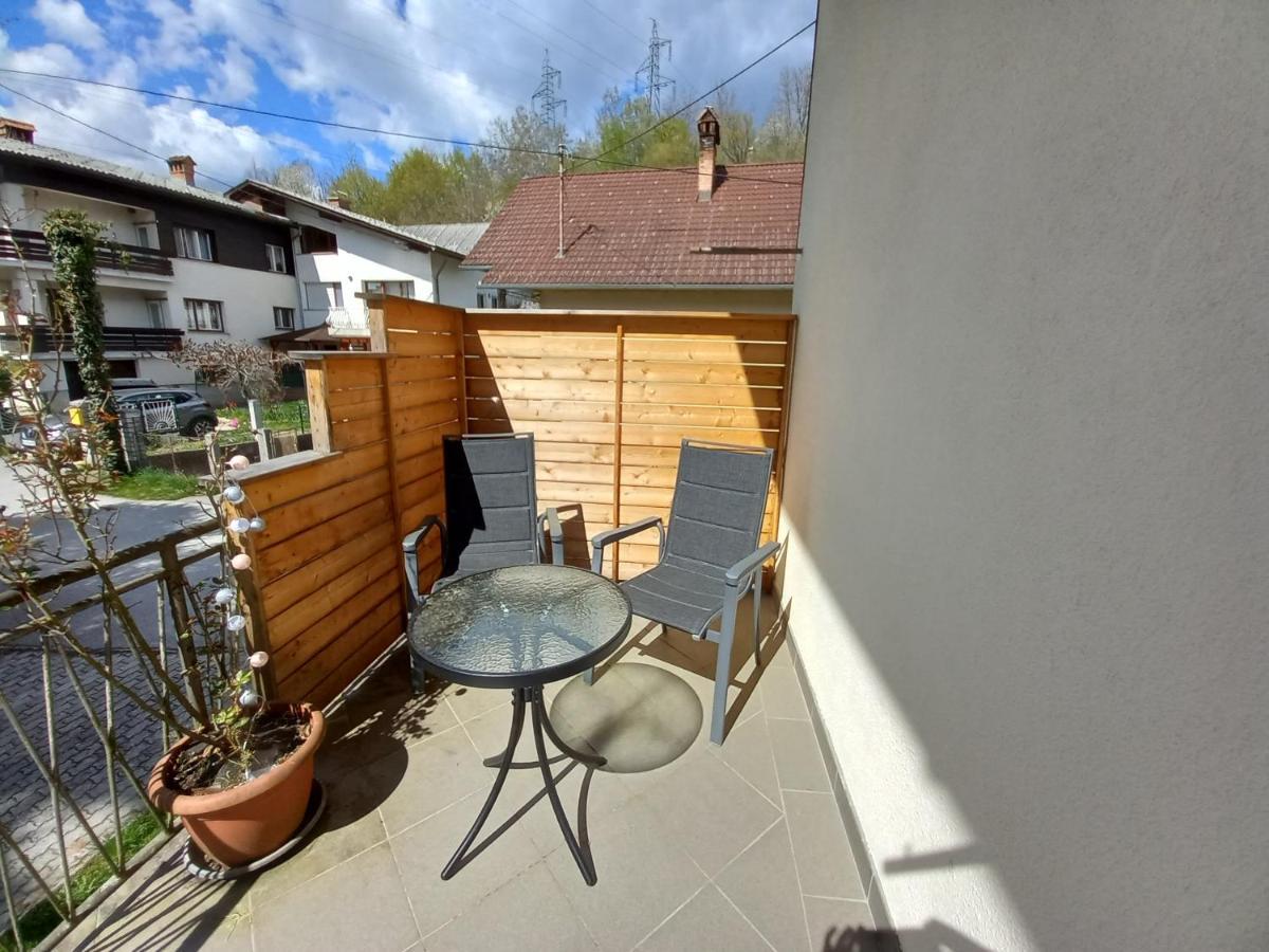 Lovely 2-Bedroom Appartment With Free Parking Dobrova Εξωτερικό φωτογραφία
